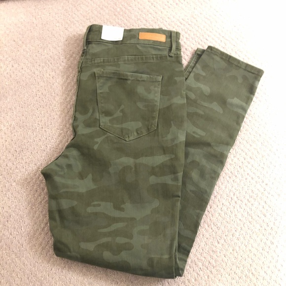 Sanctuary camo high-rise skinny jeans - Picture 2 of 7